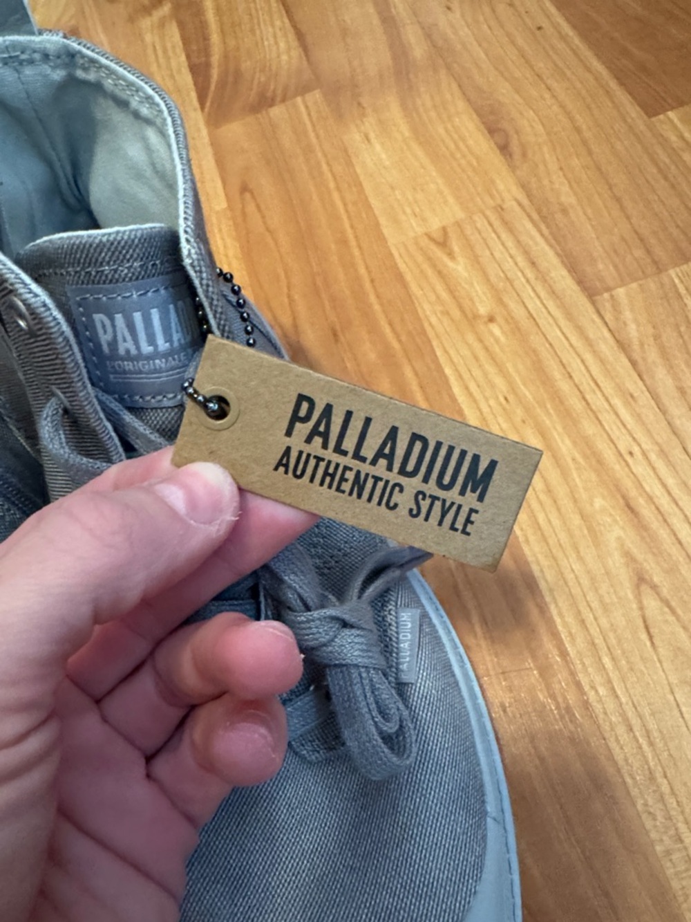 Palladium Grey Boots 9 BRAND NEW - Picture 8 of 11